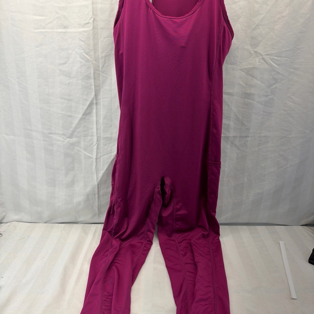 Women's Sleeveless Jumpsuit in‎ Pink